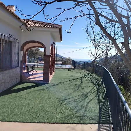El Almendro * Málaga